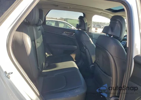 2023 Kia Sportage Ex z USA, uszkodzony, nr VIN KNDPVCAG1P7020840